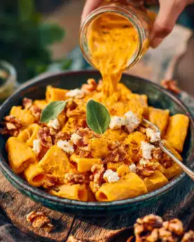 Pasta mit Kürbis-Sauce – cremig, aromatisch und perfekt für Rezepte Abendessen