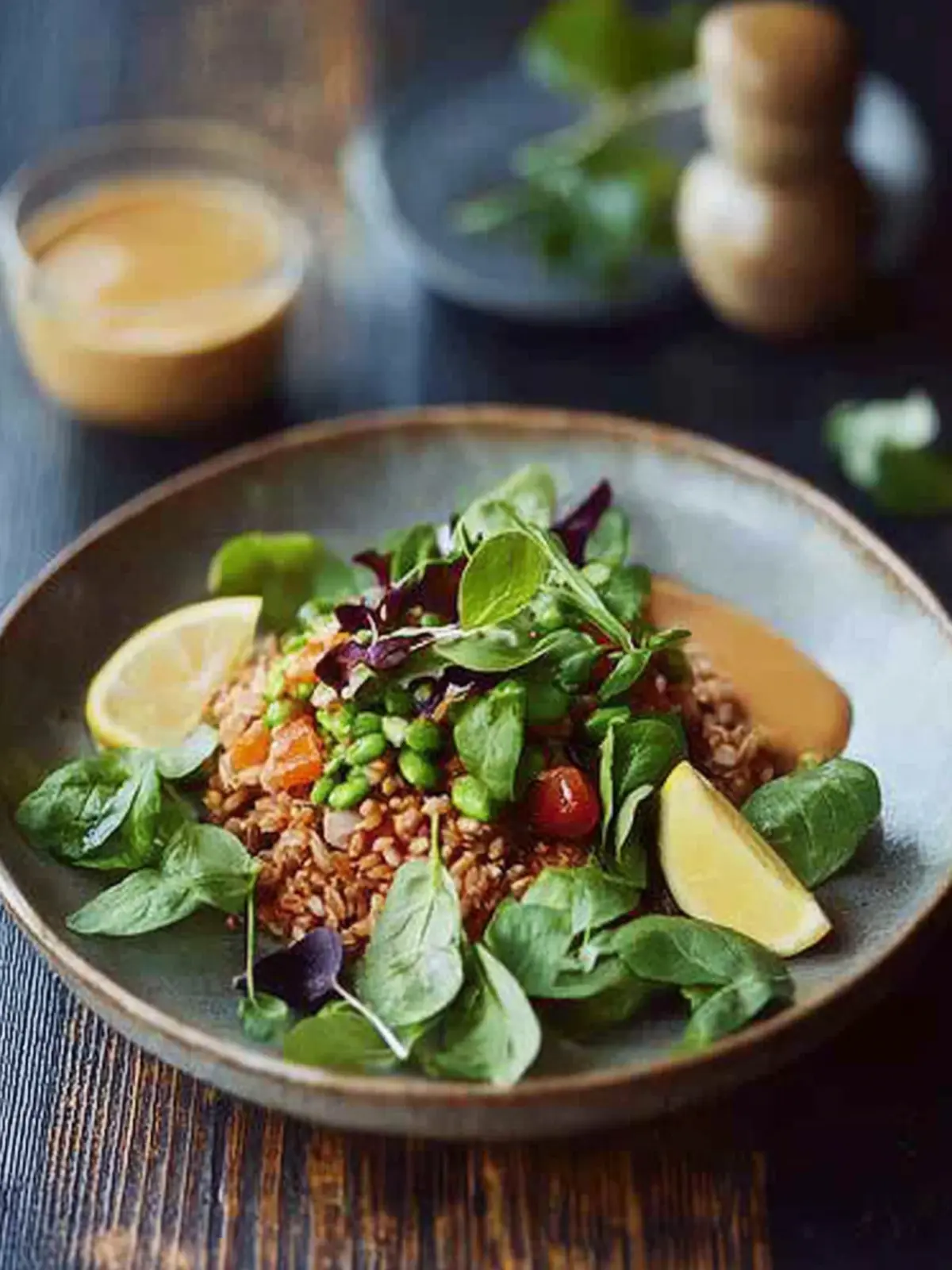 Der knusprige Reissalat mit Erdnuss-Chili-Dressing 2 Der knusprige Reissalat mit Erdnuss-Chili-D Dressing