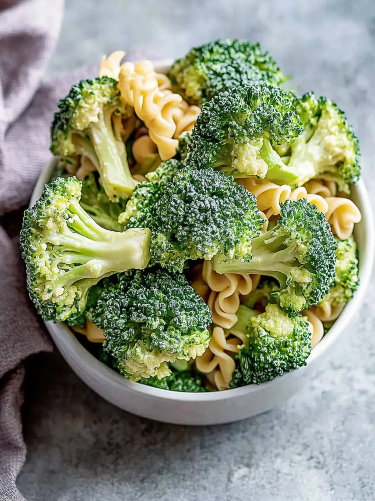 Ein gesundes Brokkoli-Rezept für den Sommer: Pasta-Salat genießen 3 Ein gesundes Brokkoli-Rezept für den Sommer